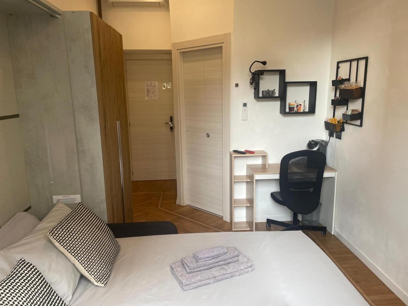Drooms 4,0 Domotic Smart Self 24H,7 Vicino Treni Porta Susa E Centro Storico Turin Luaran gambar