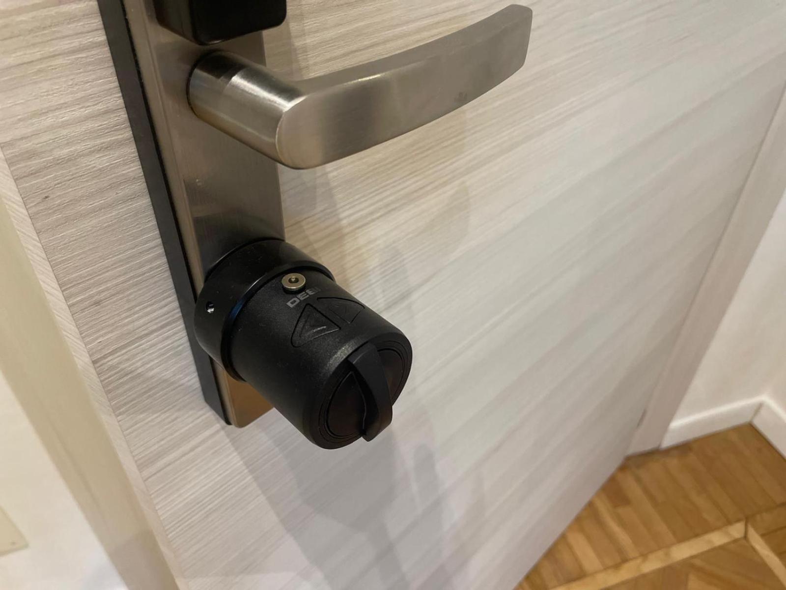 Drooms 4,0 Domotic Smart Self 24H,7 Vicino Treni Porta Susa E Centro Storico Turin Luaran gambar