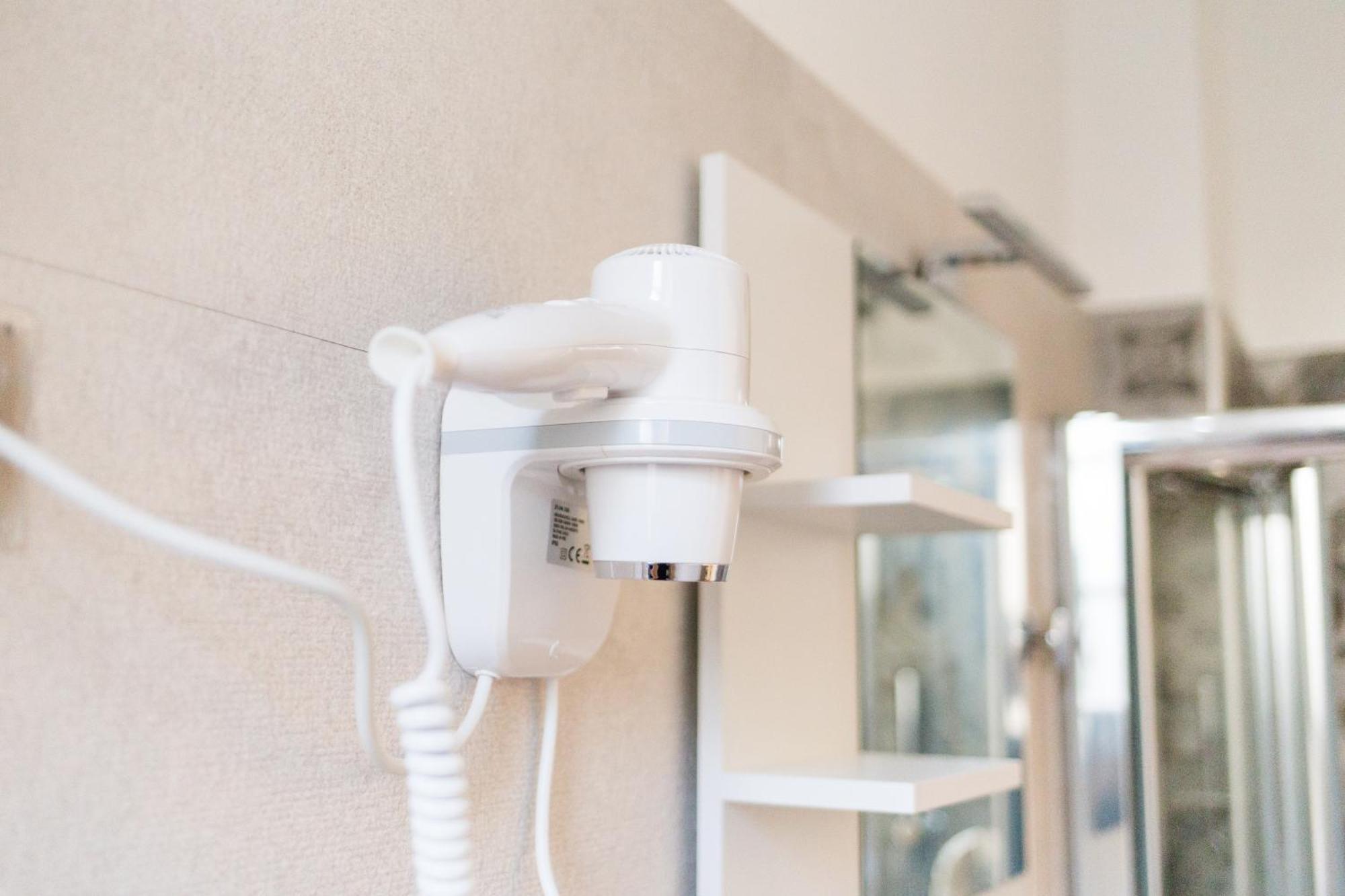 Drooms 4,0 Domotic Smart Self 24H,7 Vicino Treni Porta Susa E Centro Storico Turin Luaran gambar